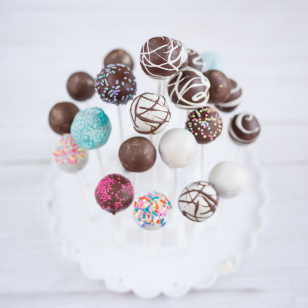 Vegan chocolate cakepops