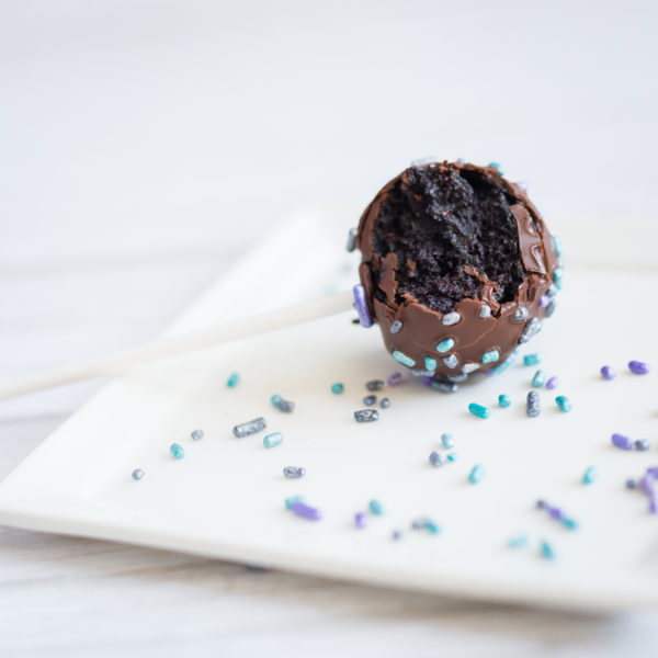 Vegan chocolate cakepops